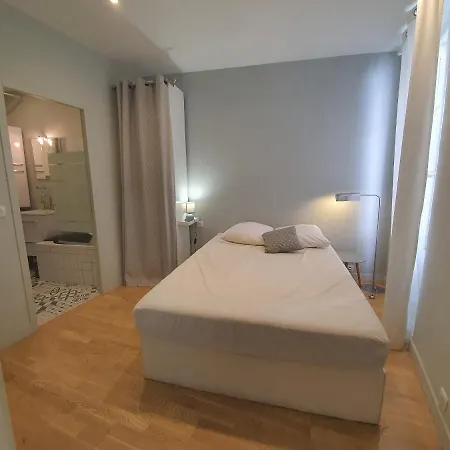 Apartment Jaures By Welcome To *